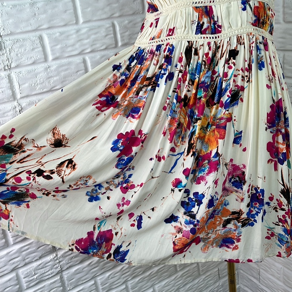 ENTRO FIT AND FLARE FLOWY RAYON DRESS COLORFUL WITH CREAM LINED SZ SM NWT - Picture 4 of 16